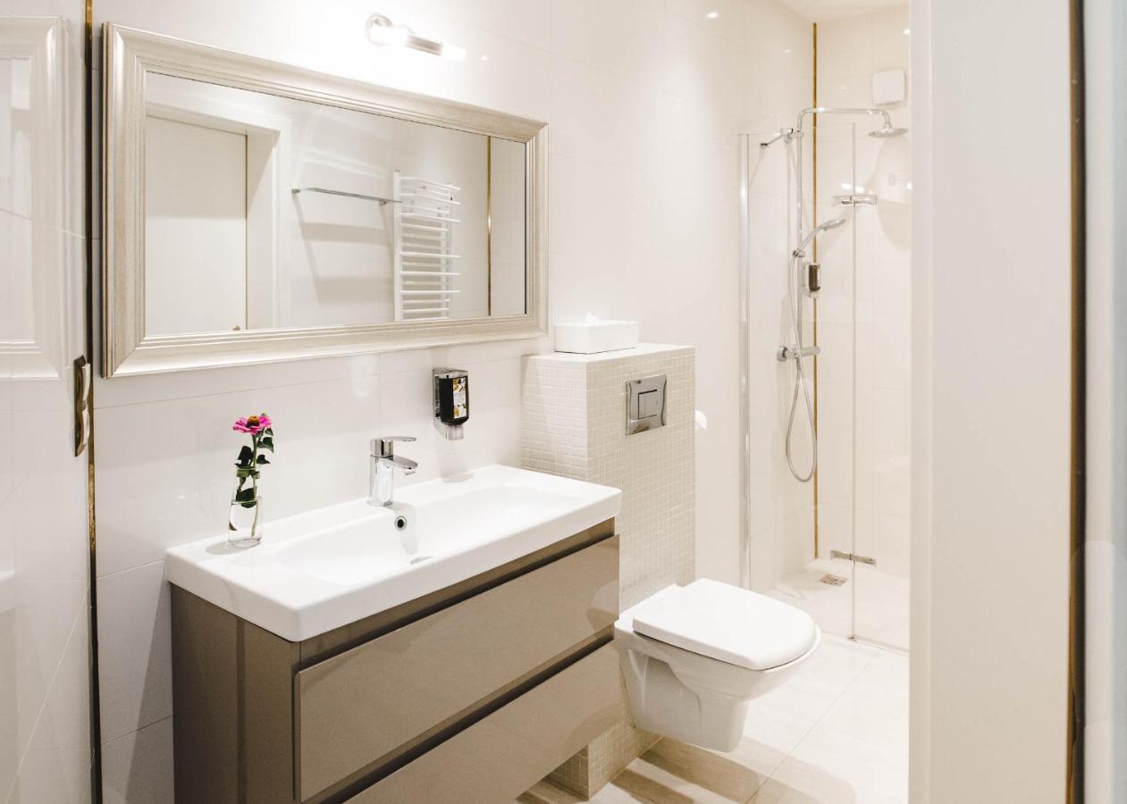 Hotel Court Wellness&Spa Kędzierzyn-Koźle Buitenkant foto